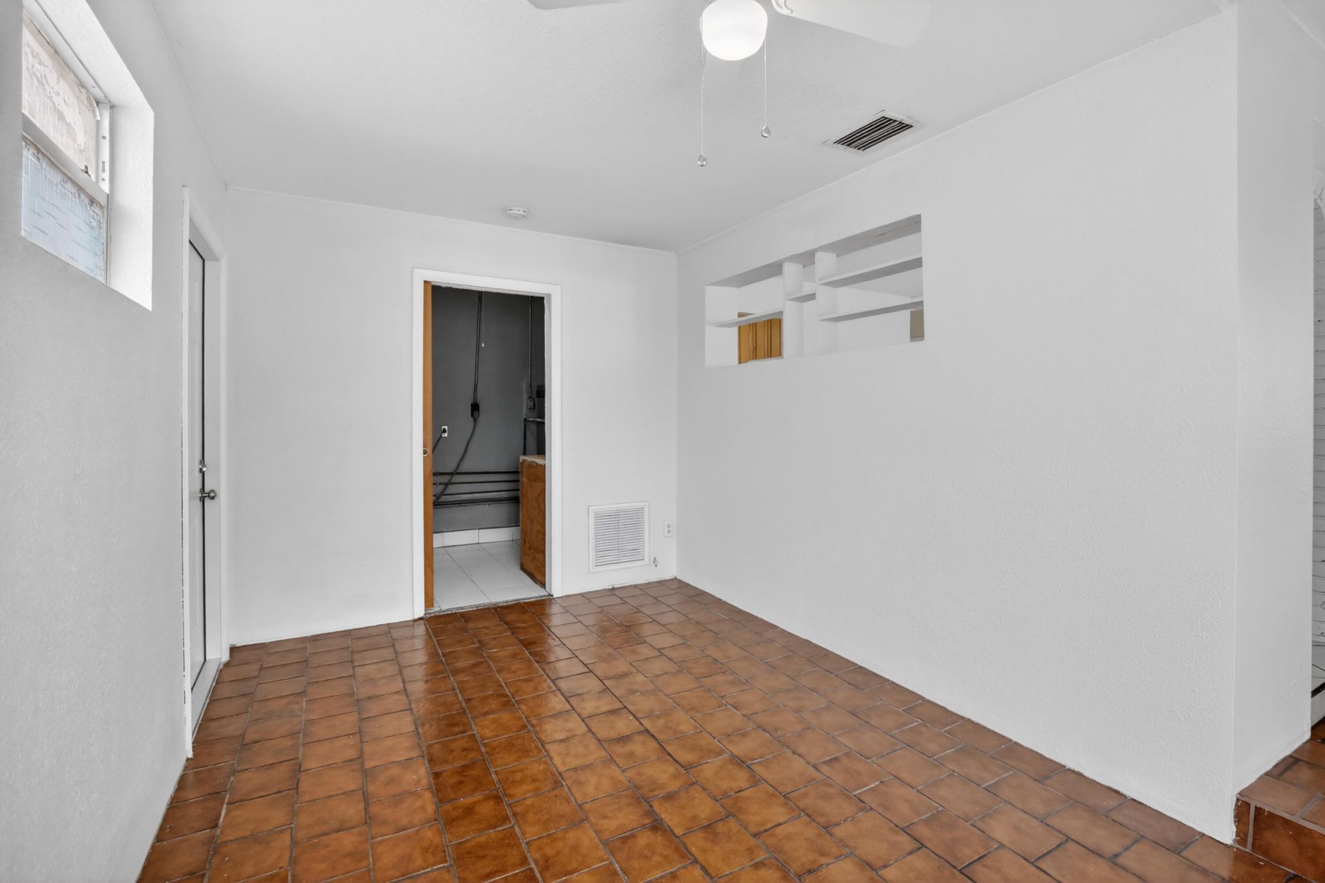 121 NW 52nd Street, Oakland Park, FL 33309 Photo