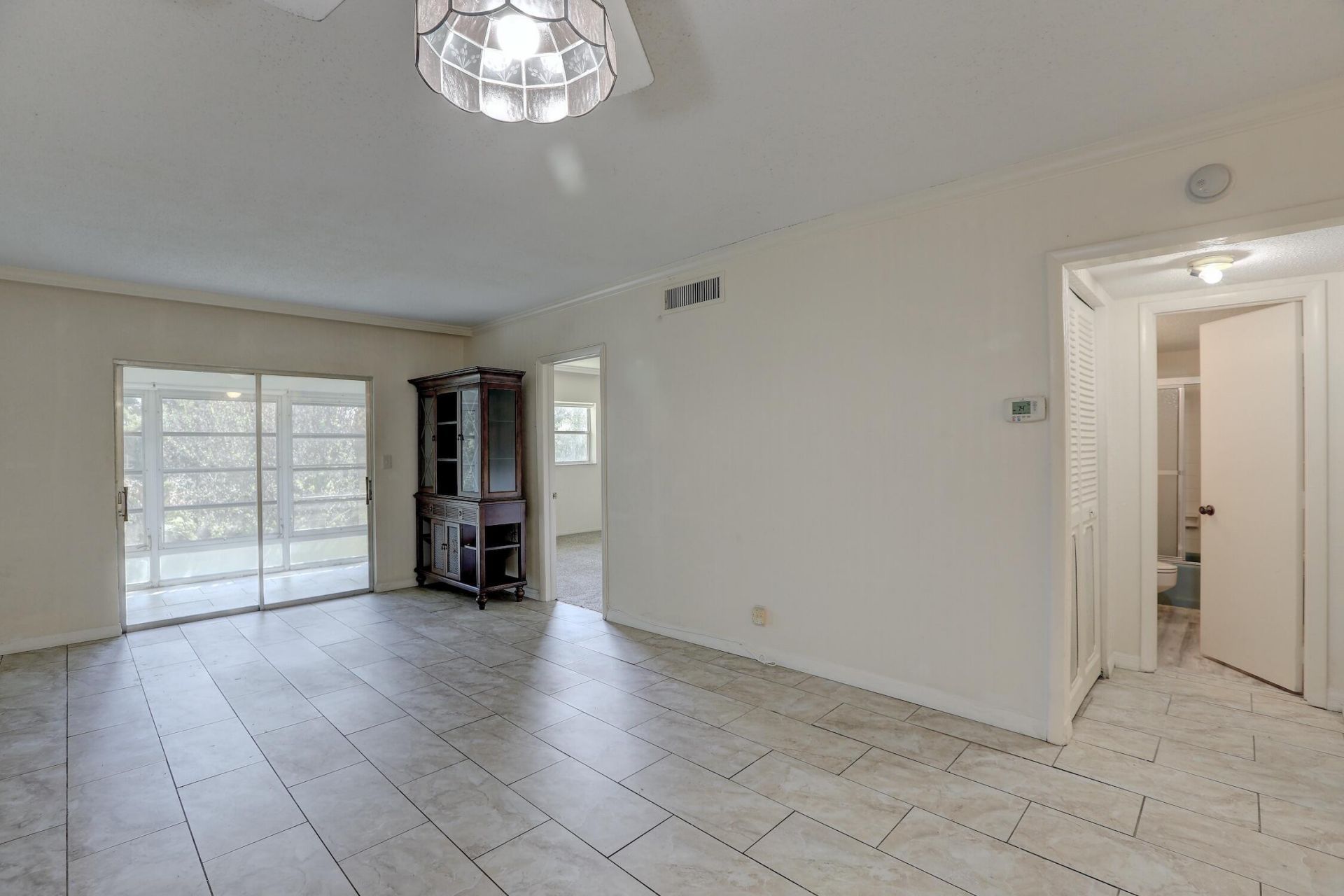 1100 Ponce De Leon Circle, Unit 305, Vero Beach, FL 32960 Photo