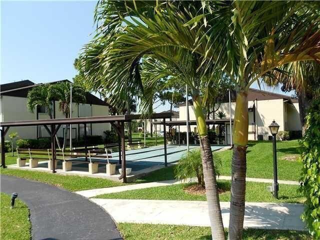 5839 La Pinata Boulevard, Greenacres, FL 33463 Photo