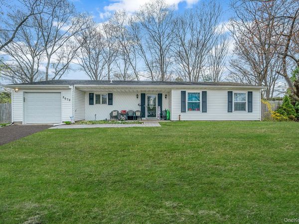 2679 Heather Avenue , Medford, NY 11763