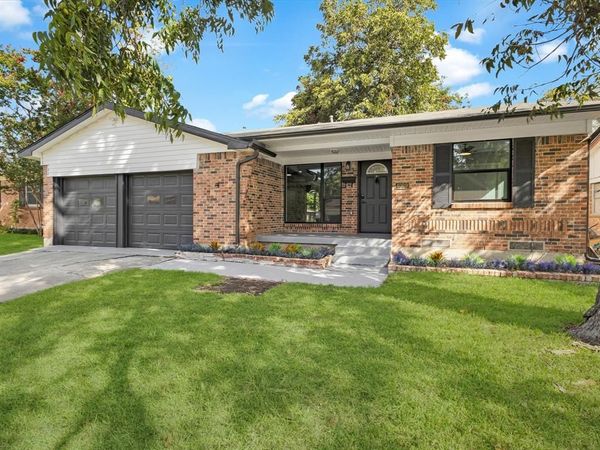 4009 Sweetbriar Drive , Garland, TX 75042