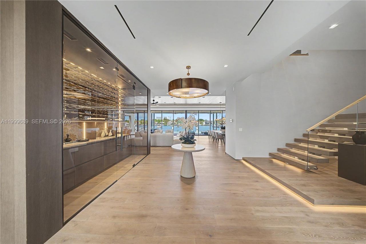 1400 W Lake Dr, Fort Lauderdale, FL 33316 Photo