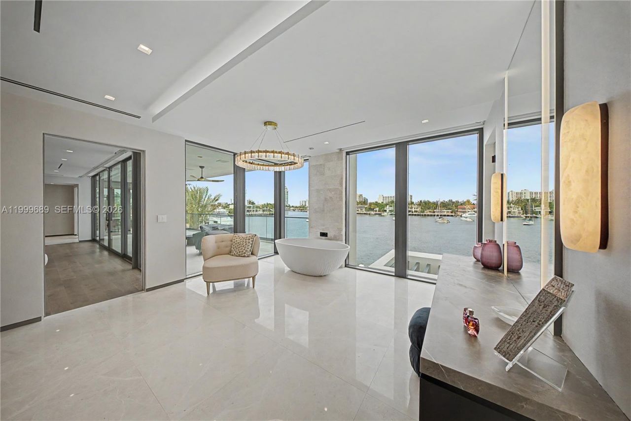 1400 W Lake Dr, Fort Lauderdale, FL 33316 Photo