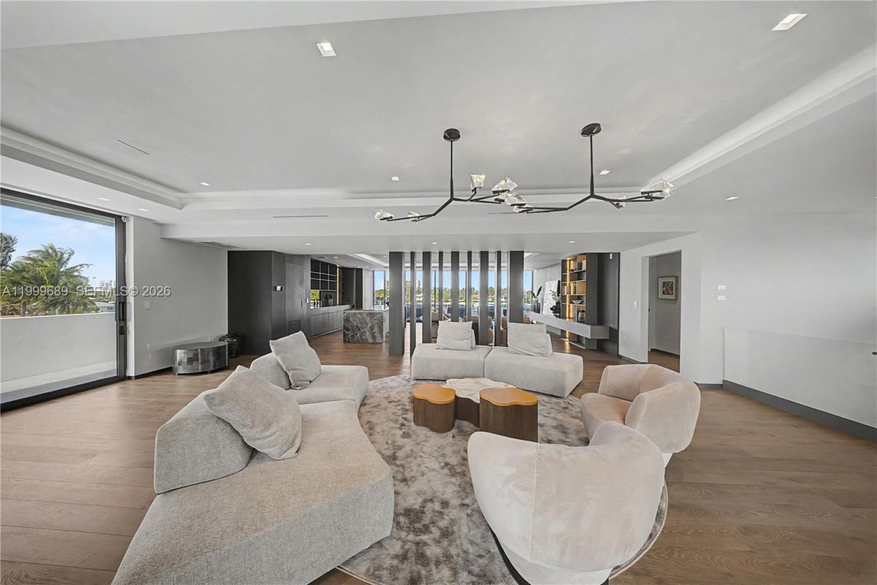 1400 W Lake Dr, Fort Lauderdale, FL 33316 Photo