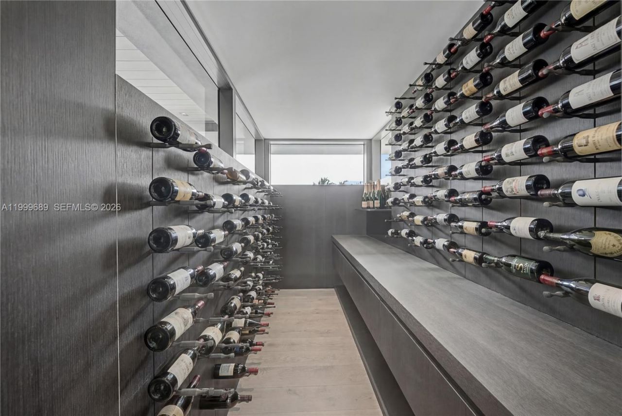 1400 W Lake Dr, Fort Lauderdale, FL 33316 Photo