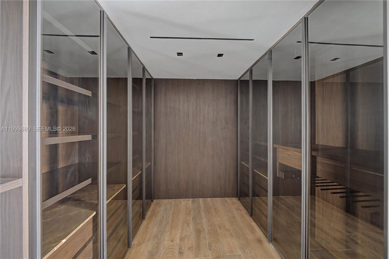 1400 W Lake Dr, Fort Lauderdale, FL 33316 Photo