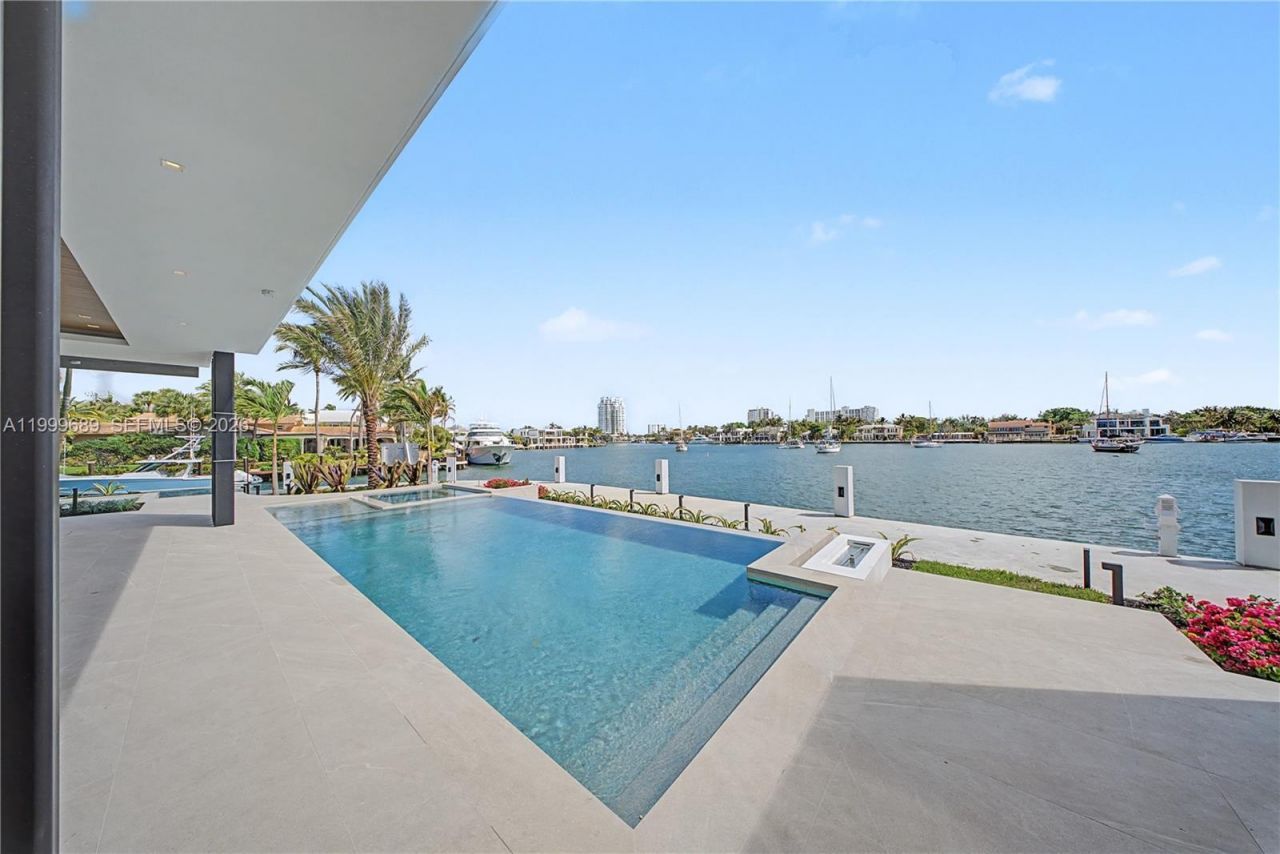 1400 W Lake Dr, Fort Lauderdale, FL 33316 Photo
