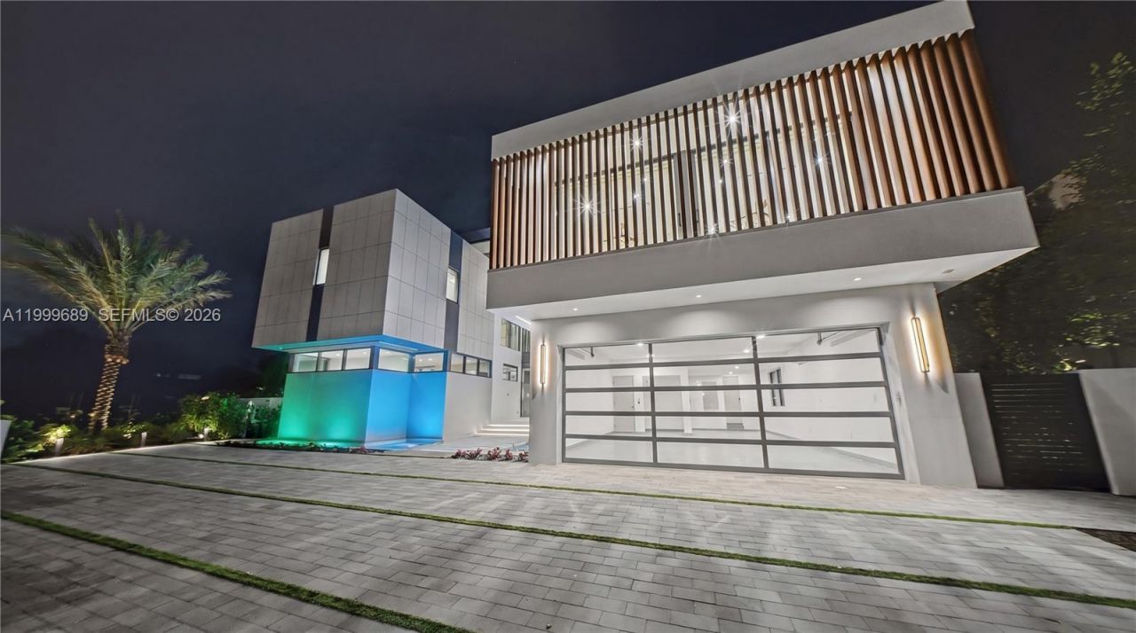 1400 W Lake Dr, Fort Lauderdale, FL 33316 Photo