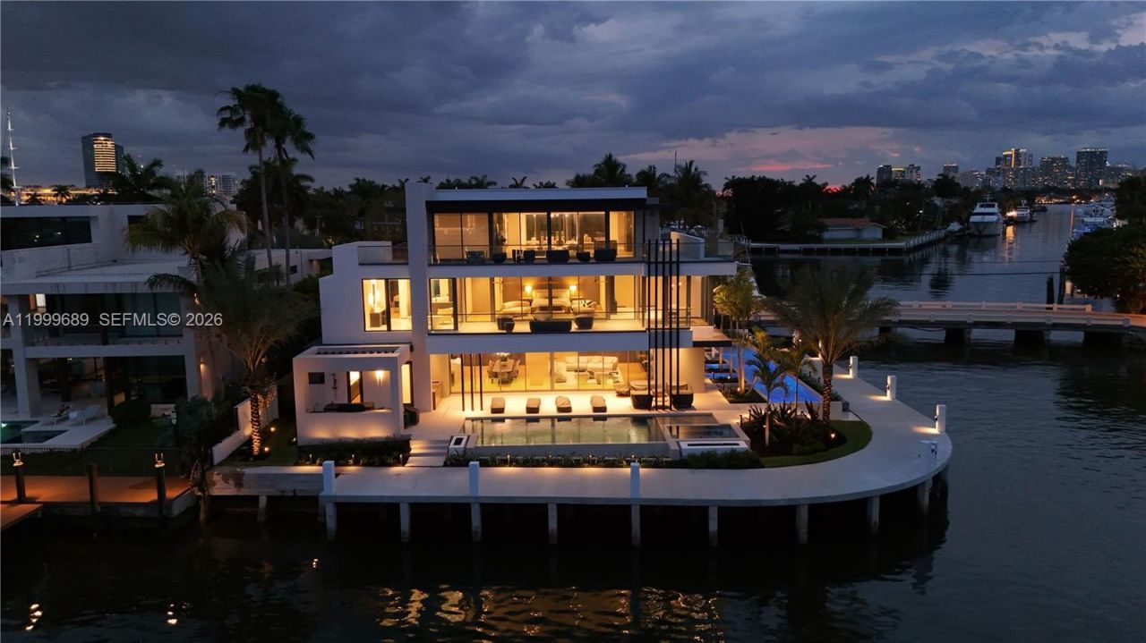 1400 W Lake Dr, Fort Lauderdale, FL 33316 Photo