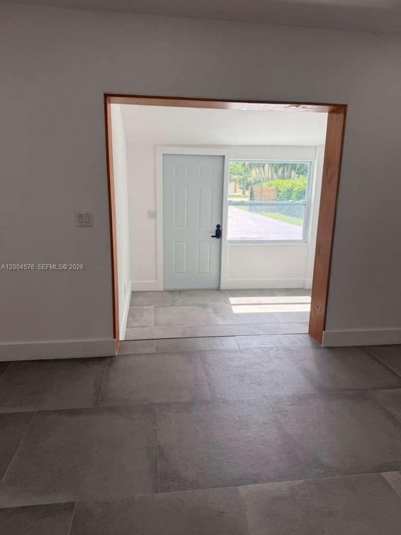 14240 S Biscayne River Rd, Unit 1, Miami, FL 33161 Photo
