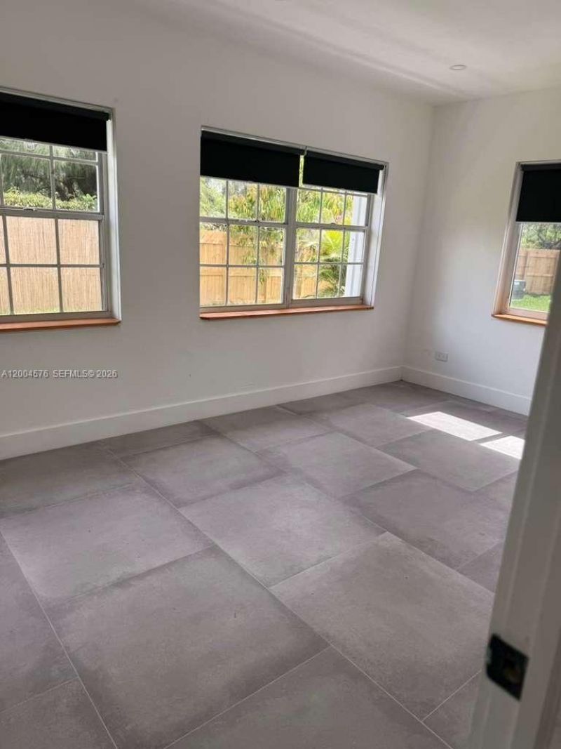 14240 S Biscayne River Rd, Unit 1, Miami, FL 33161 Photo