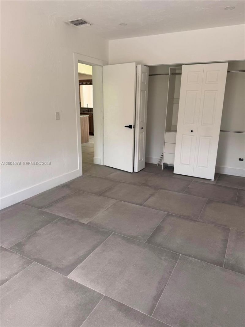 14240 S Biscayne River Rd , Unit 1, Miami, FL 33161 Photo