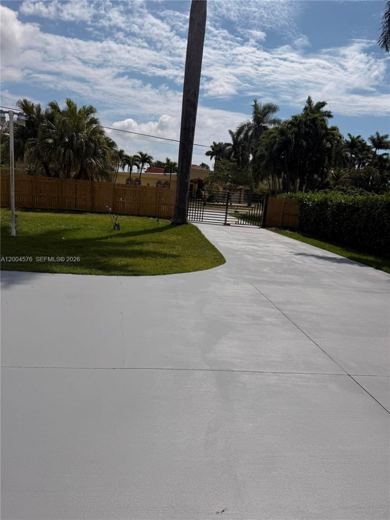 14240 S Biscayne River Rd , Unit 1, Miami, FL 33161 Photo