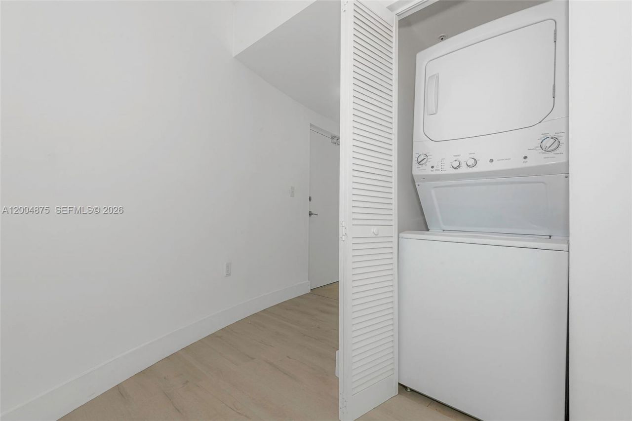 6580 Indian Creek Dr , Unit 310, Miami Beach, FL 33141 Photo