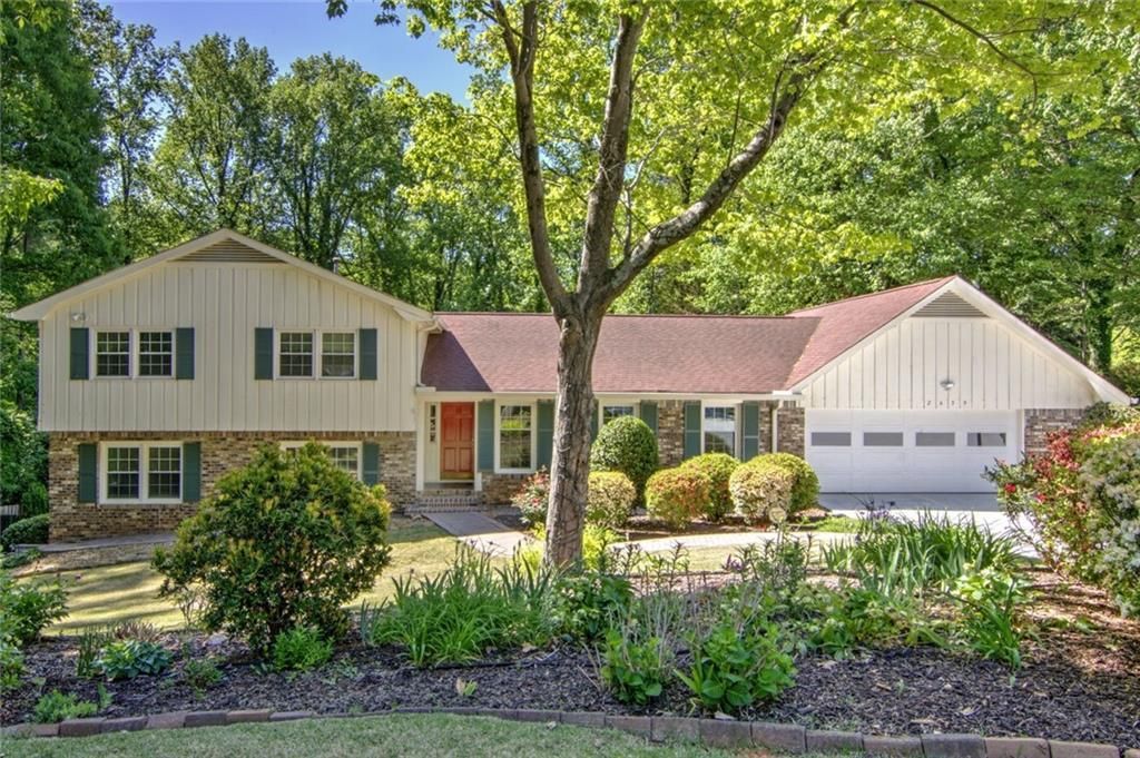 2659 Amberly Drive, Dunwoody, GA 30360 Main Photo