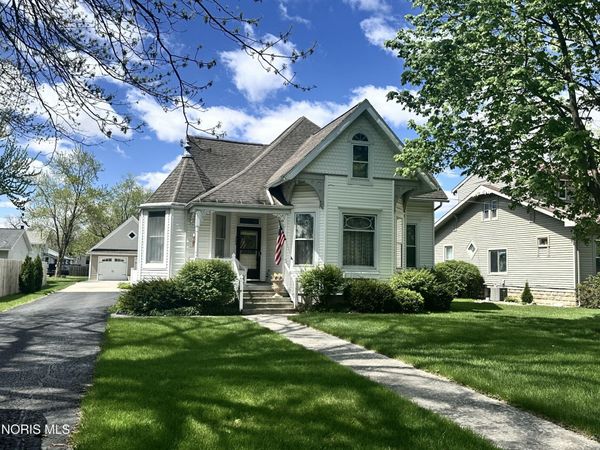 303 N Main Street , Antwerp, OH 45813