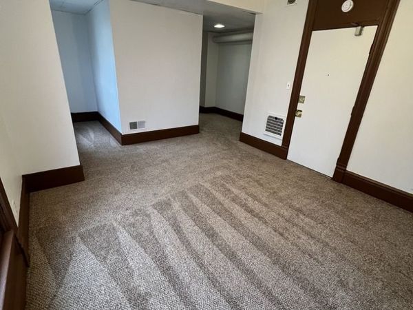 416 7th Avenue S, Unit C, Clinton, IA 52732