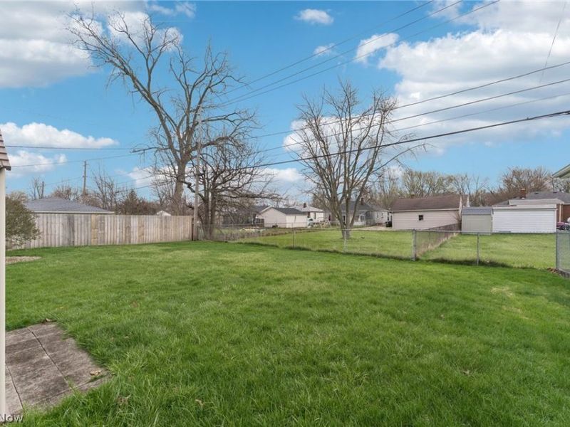 7311 Beresford Avenue, Parma, OH 44130 Photo 38