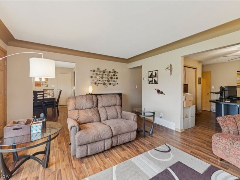 7311 Beresford Avenue, Parma, OH 44130 Photo 6