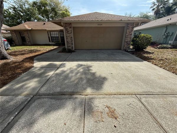 1928 TWISTING LANE , WESLEY CHAPEL, FL 33543