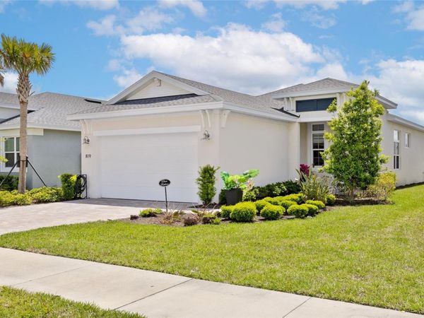 819 LILIANA DRIVE , DELAND, FL 32724
