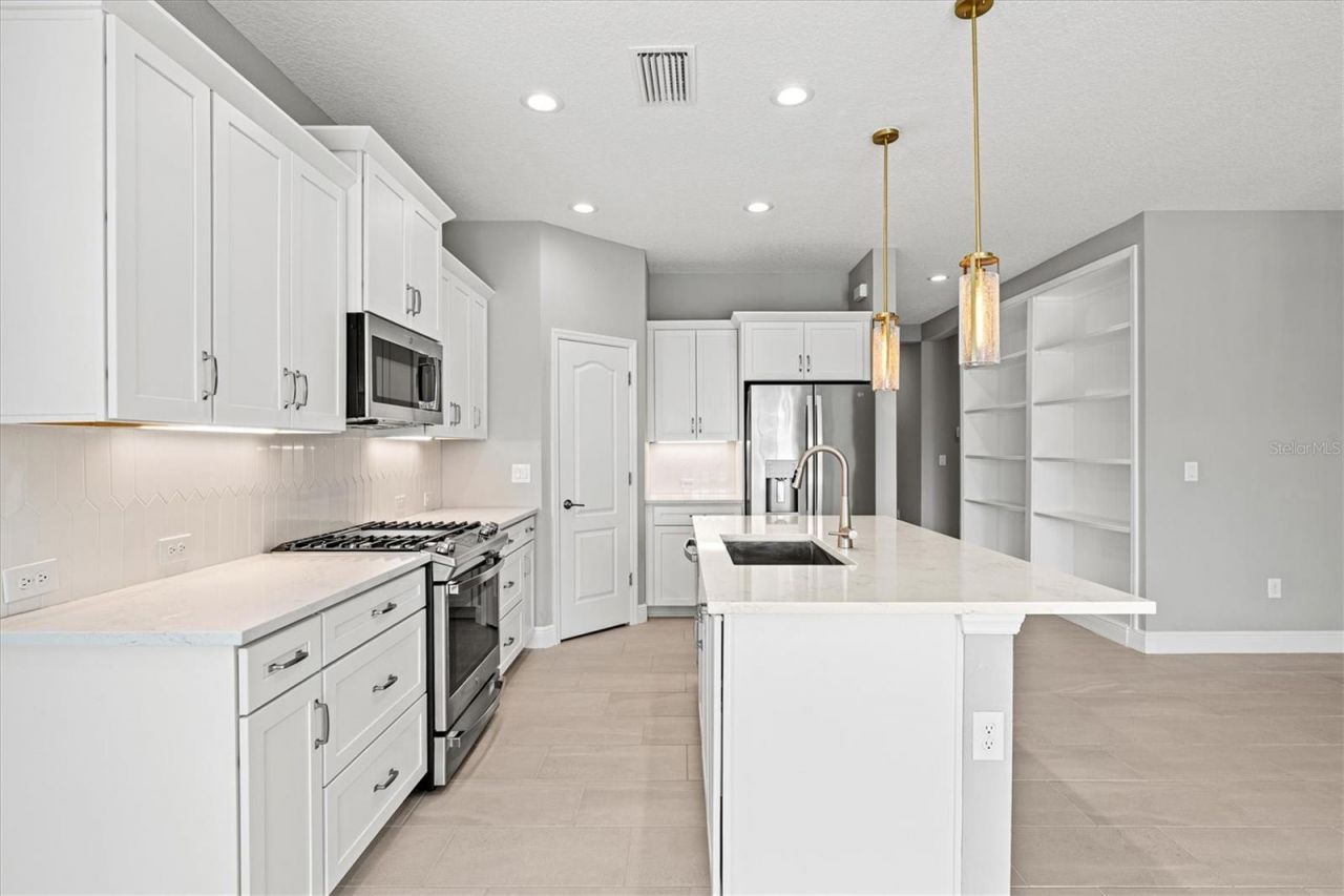 3714 Woodmont Drive, Parrish, FL 34219 Photo