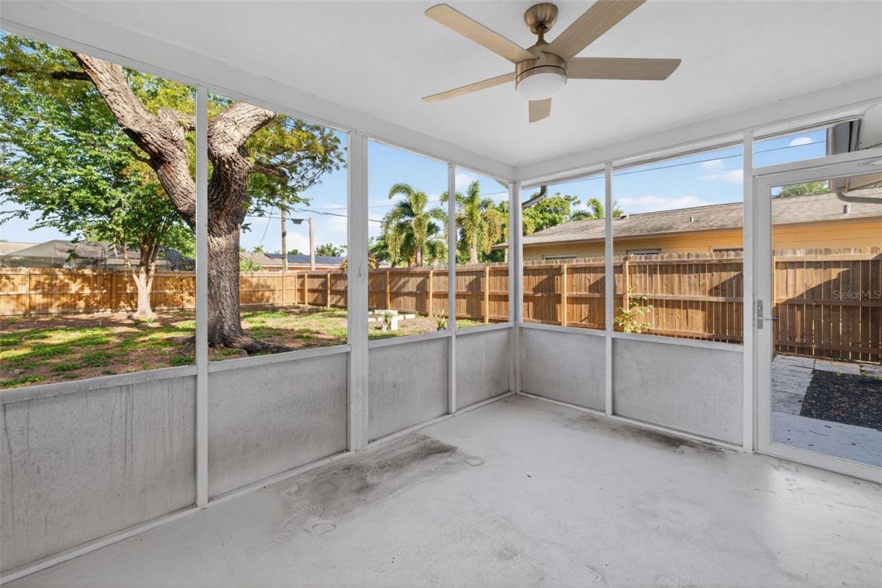 4160 19th Street N, Saint Petersburg, FL 33714 Photo