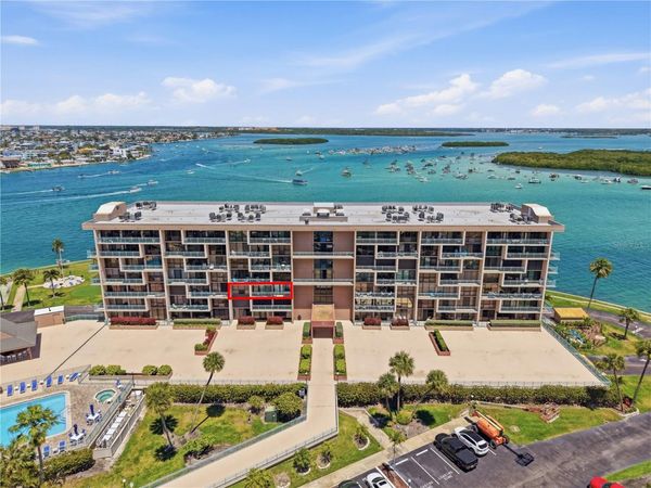 1 KEY CAPRI, Unit 306E, TREASURE ISLAND, FL 33706