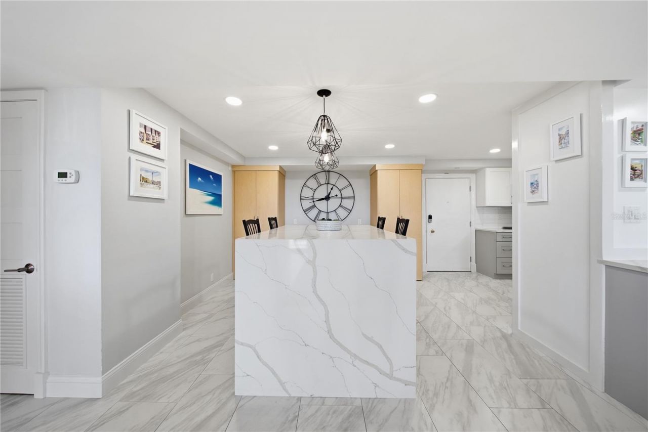 1 Key Capri, Unit 306E, Treasure Island, FL 33706 Photo