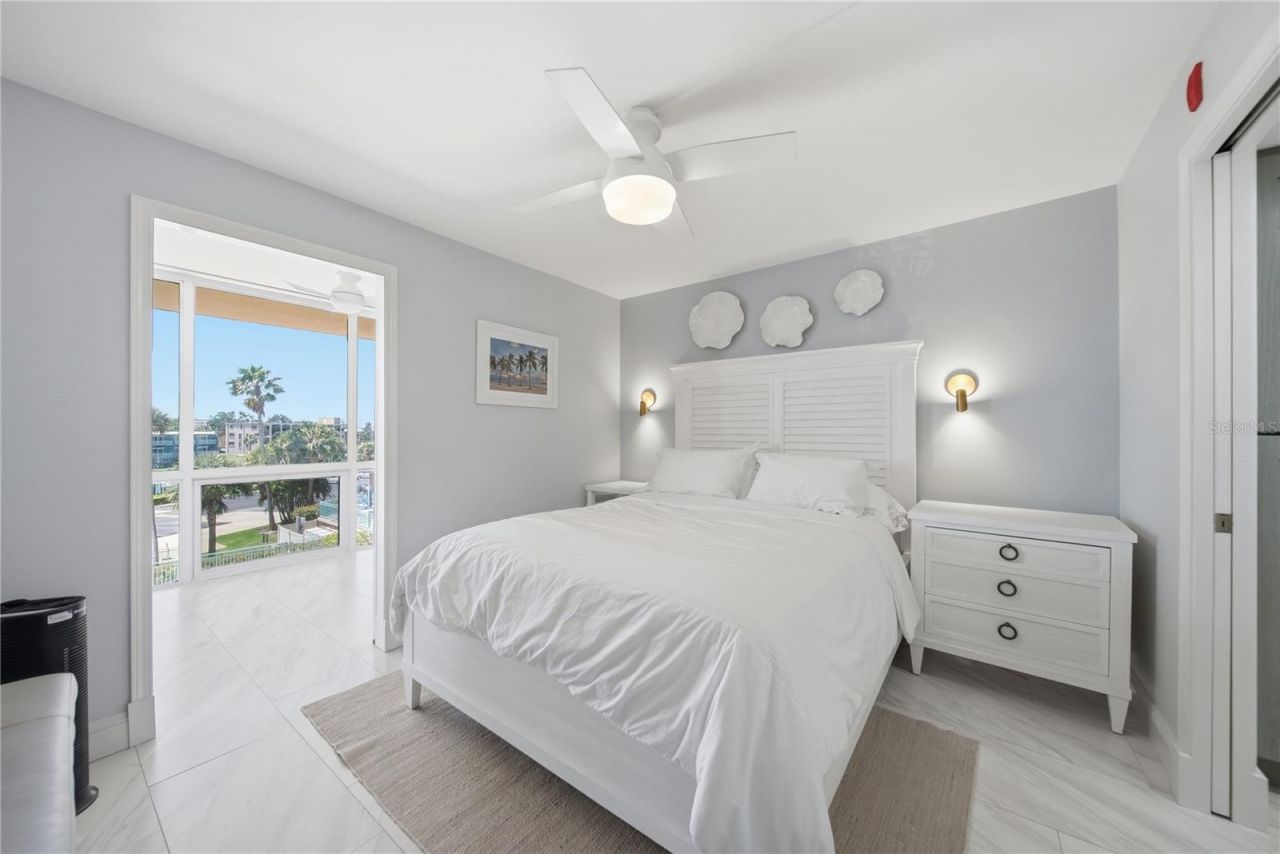 1 Key Capri, Unit 306E, Treasure Island, FL 33706 Photo