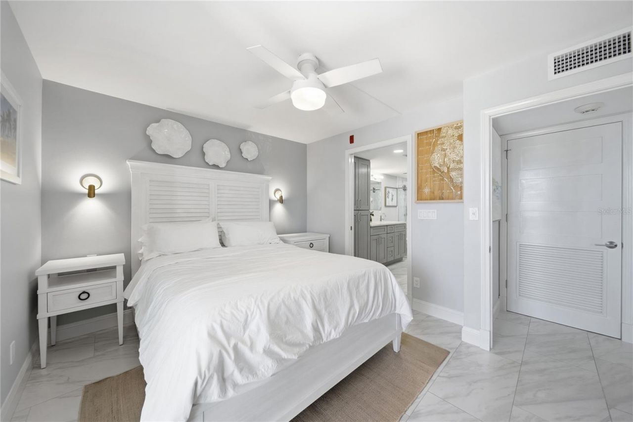 1 Key Capri, Unit 306E, Treasure Island, FL 33706 Photo