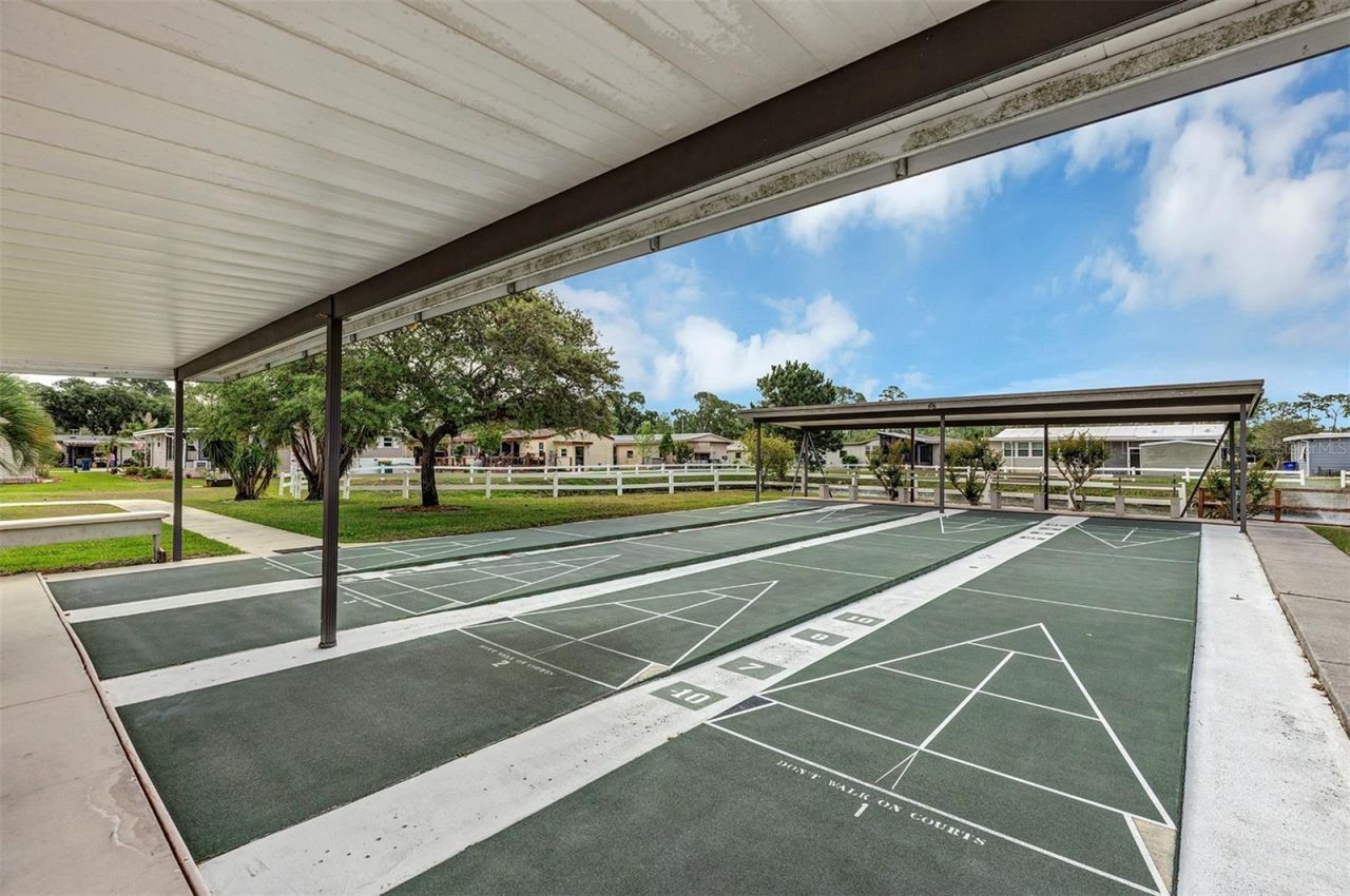 3033 Myakka River Road, Tavares, FL 32778 Photo