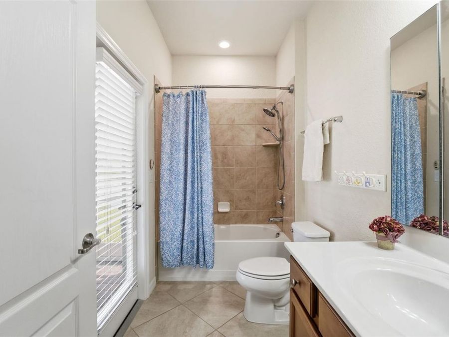 Property Image 41