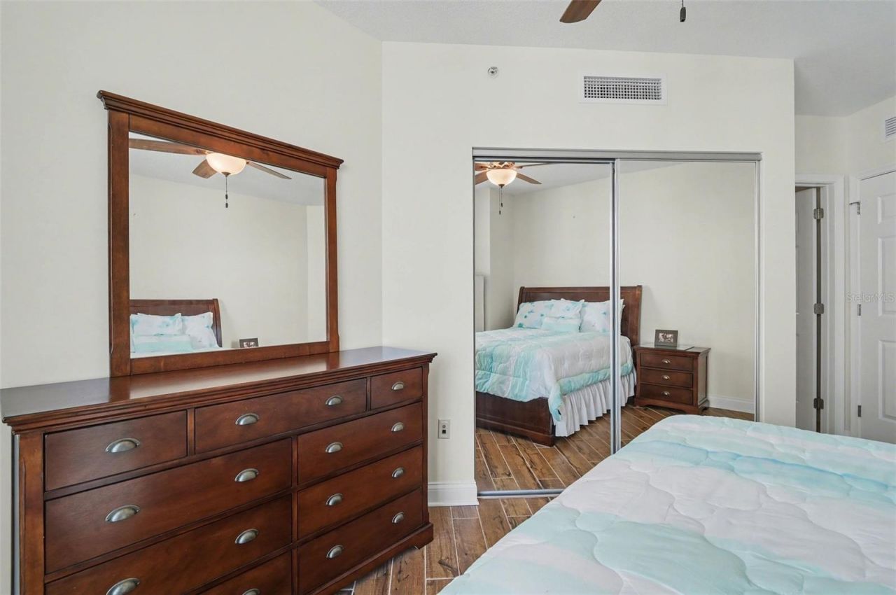 231 Riverside Drive, Unit 1110, Daytona Beach, FL 32117 Photo