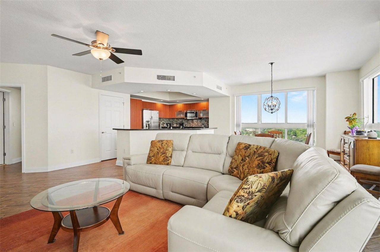 231 Riverside Drive, Unit 1110, Daytona Beach, FL 32117 Photo