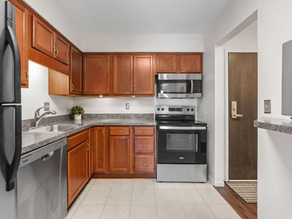 78 10th Street E, Unit 406, Saint Paul, MN 55101