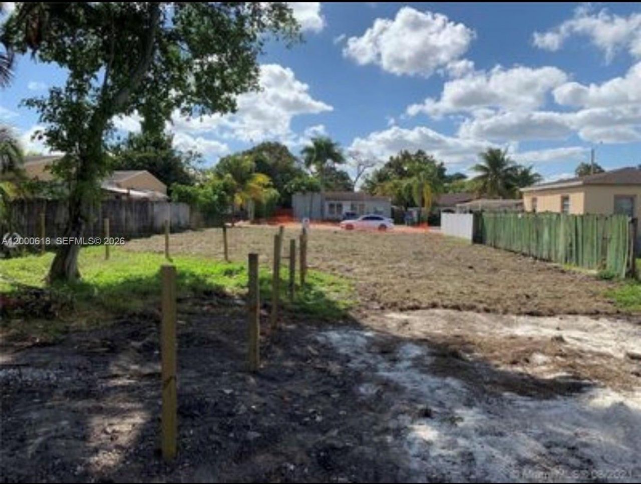 601 SW 44th Ct , Miami, FL 33134 Photo