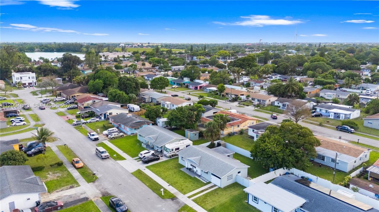2125 NW 27th Ln, Fort Lauderdale, FL 33311 Photo