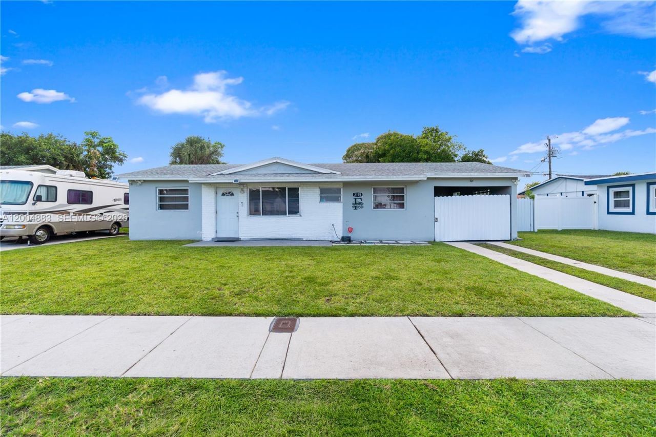 2125 NW 27th Ln, Fort Lauderdale, FL 33311 Photo