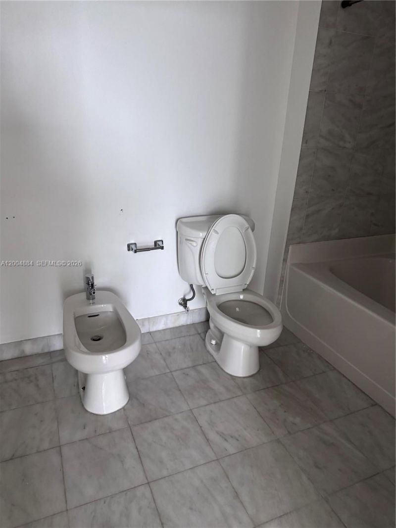 601 NE 36th St, Unit 708, Miami, FL 33137 Photo