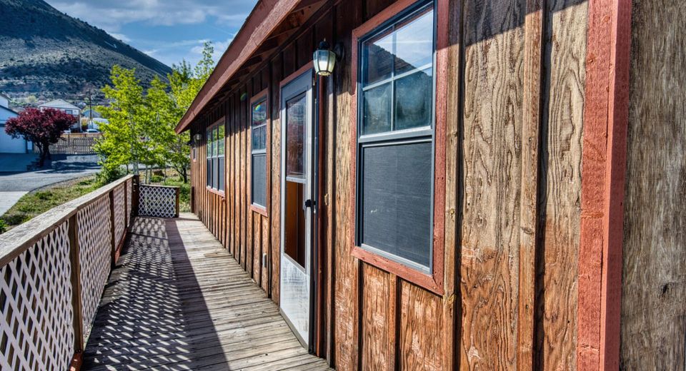 196 S Q Street, Virginia City, NV 89440 Photo