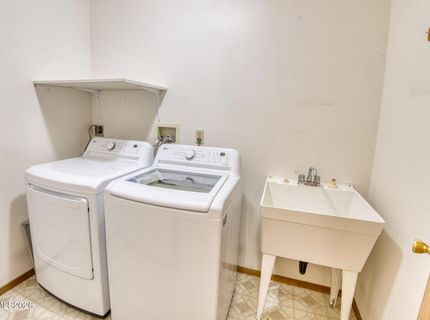 196 S Q Street, Virginia City, NV 89440 Photo