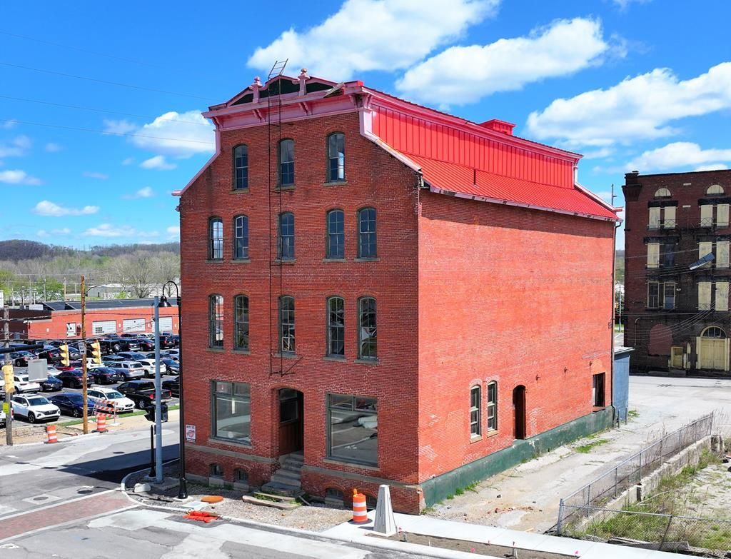 160 N Main St, Mansfield, OH 44902 Main Photo