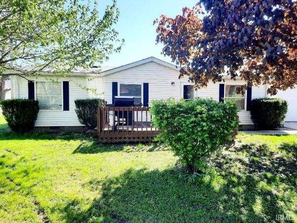 410 N Center Street, Eaton, IN 47338