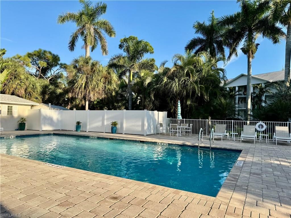 3062 Sandpiper Bay Cir, Unit K102, Naples, FL 34112 Photo