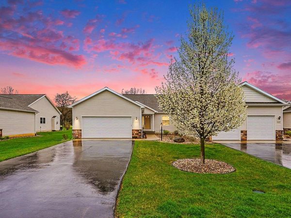 4013 Eastbridge Circle Road, Stockbridge Village, Mi 49285