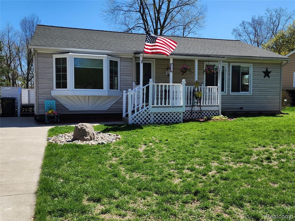 635 Sherry Drive, Orion Township, MI 48362 Main Photo
