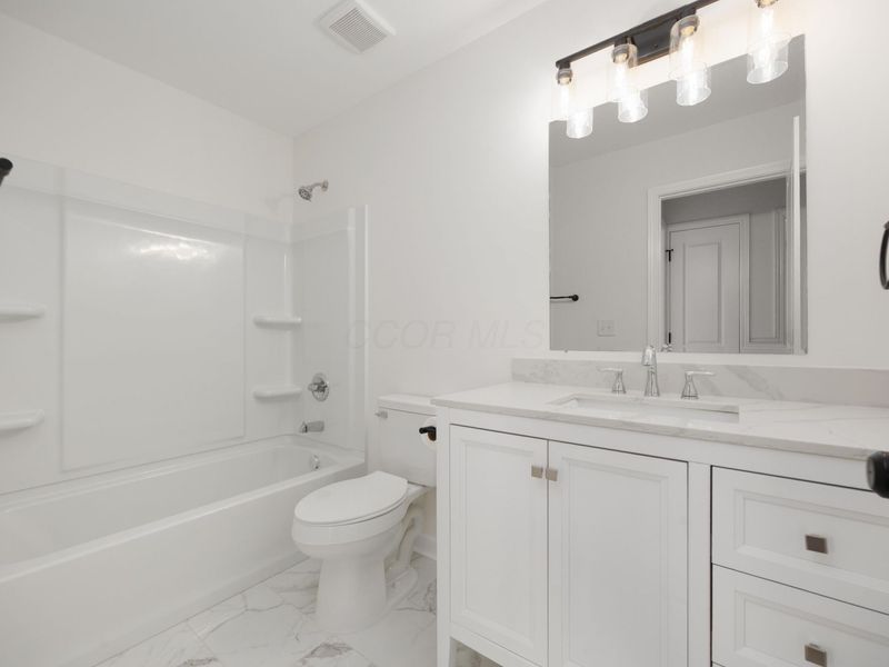 6366 Oak Trail Drive, Galloway, OH 43119 Photo 46