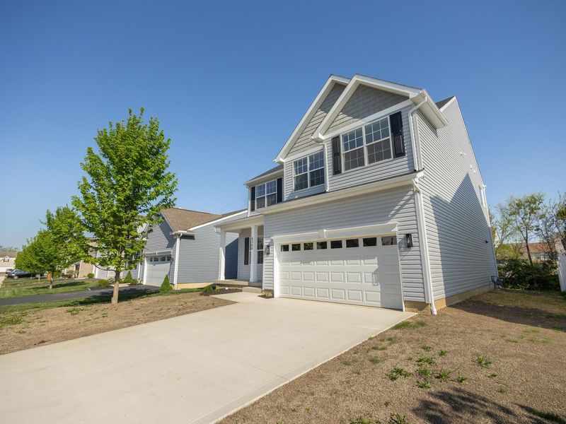 6366 Oak Trail Drive, Galloway, OH 43119 Photo 5