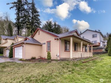 7064 Engine Lane NE, Bremerton, WA 98311